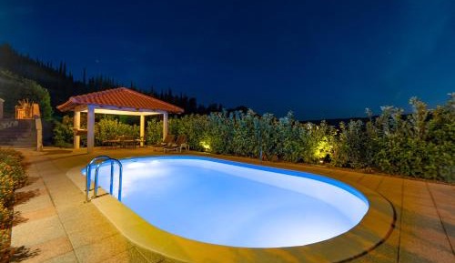 Five-Bedroom Villa with Terrace and Private Pool