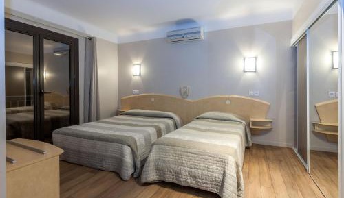 Comfort Triple Room