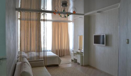 Studio with Lake View