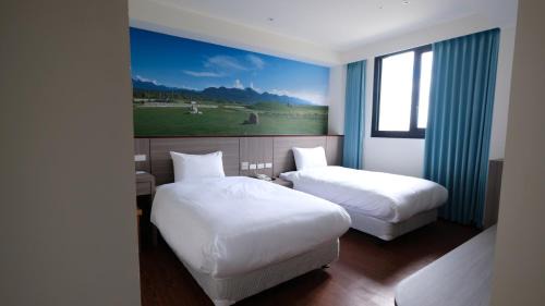 Standard Twin Room