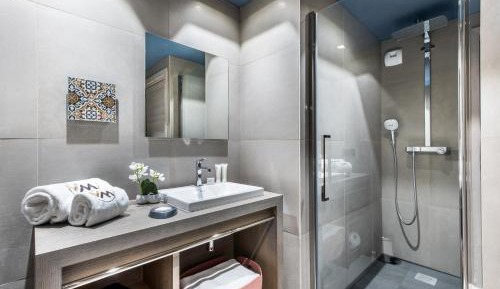 Three-Bedroom Apartment (6 Adults)