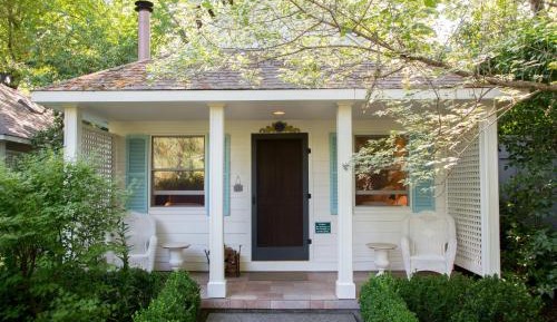 Luxury Cottage King