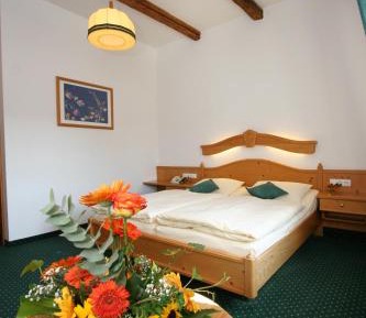 Double or Twin Room with Bathroom