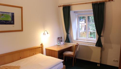 Single Room with Bathroom