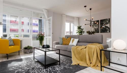 3 Bedrooms Apartment
