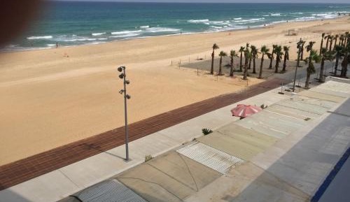 One-Bedroom Apartment with Sea View (4 Adults)