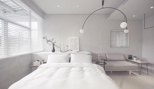 Deluxe Double Room with Balcony and Street View