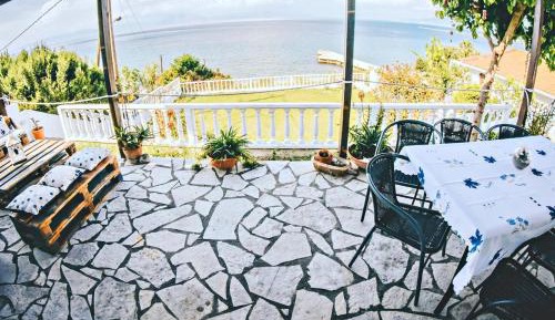 Villa - Beach Front