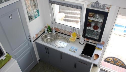 One-Bedroom House