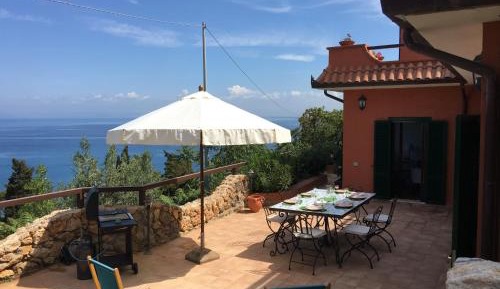 Two-Bedroom Apartament in Villa
