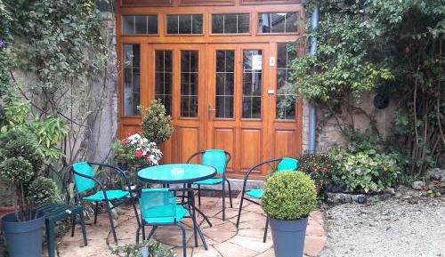 Suite with Garden View
