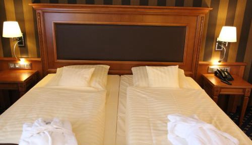 Large Double Room