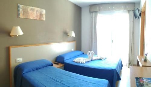 Triple Room with Balcony