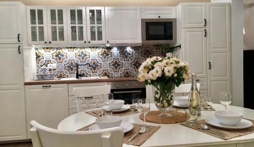 Two-Bedroom Apartment (Romeo)