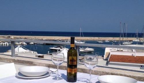 Studio Apartment with Sea View