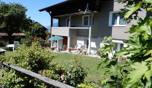 Apartment with Garden View