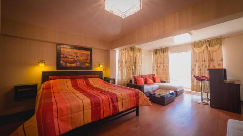 One-Bedroom Suite