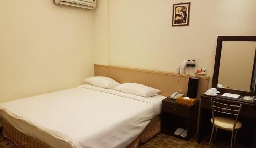 Quadruple Room with Shared Bathroom