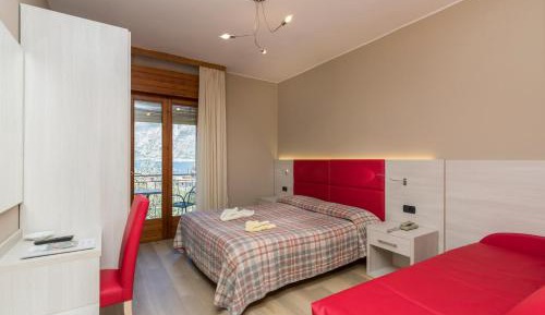 Triple Room with Balcony