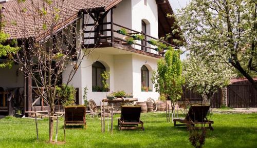 Six-Bedroom House