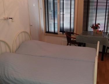 Twin Room with Private Bathroom