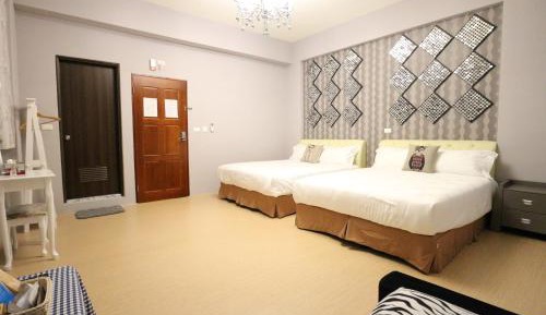 Superior Double Room with Two Double Beds