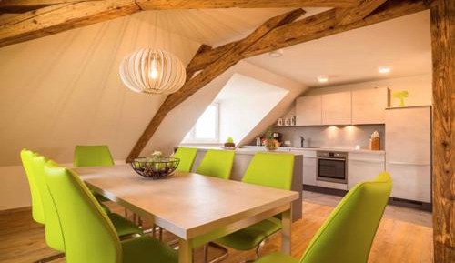 Apartment (8 Adults)