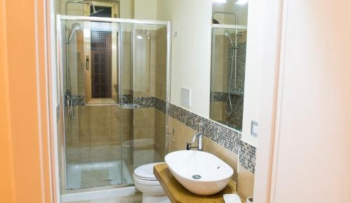 Double Room with Private External Bathroom