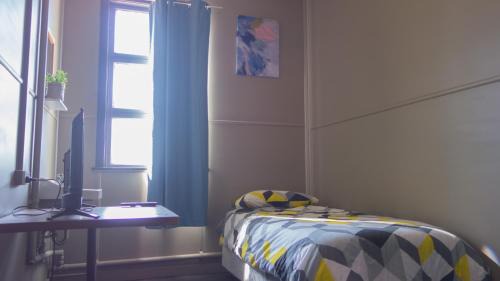 Budget Single Room