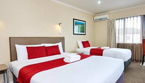 Deluxe Studio with Spa Bath