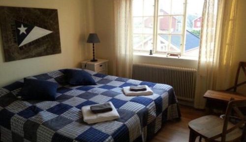 Twin Room with Shared Bathroom