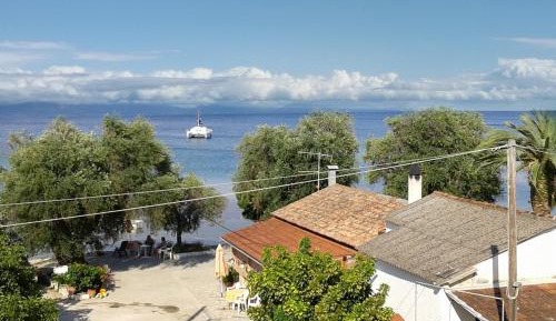 Studio with Side Sea View