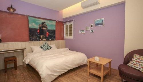 Standard Double Room with Shared Bathroom