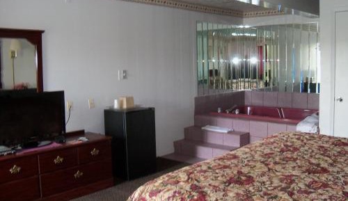 King Room with Spa Bath - Non-Smoking