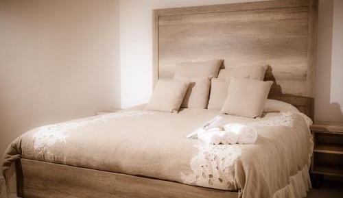 Suite with Garden View