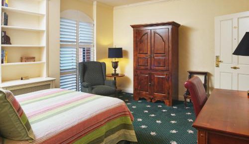 Queen Room