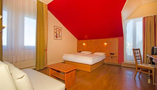 Double Room with Extra Bed