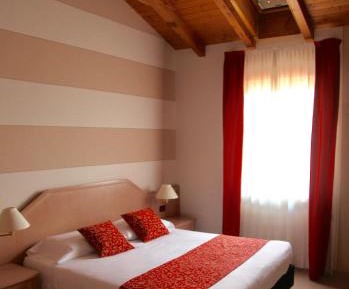 Economy Double or Twin Room