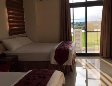 Quadruple Room with Terrace
