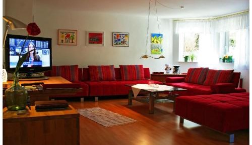 Studio Apartment