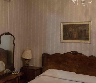 Deluxe Suite with Spa Bath