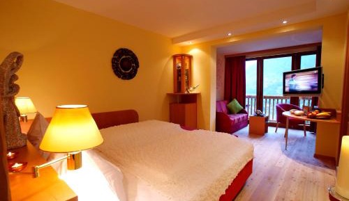 Deluxe Double Room with Bath