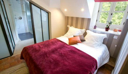 Standard Double Room - 2nd Floor