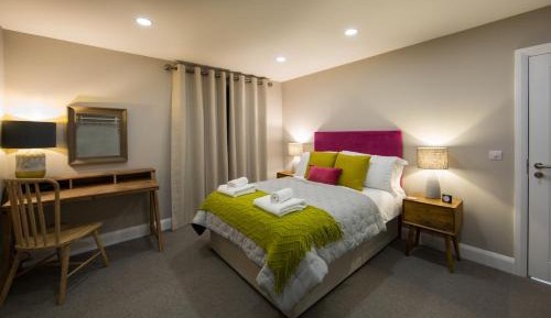 Double Room with Private External Bathroom