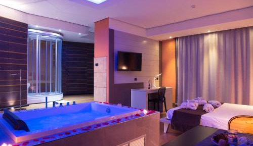 Suite with Spa Bath