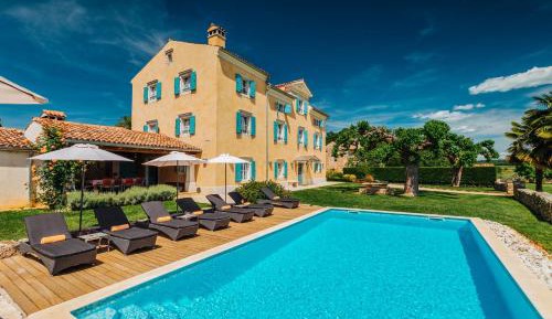 Five-Bedroom Villa