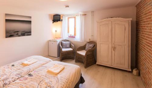 Comfort Twin Room with Private Bathroom