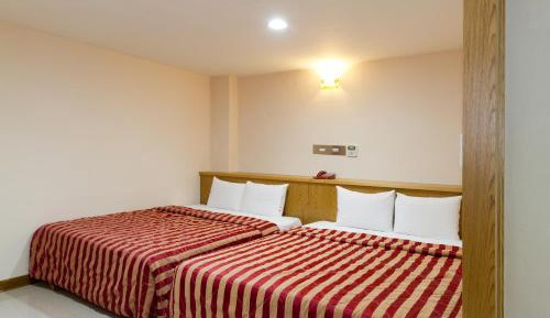 Classic Quadruple Room
