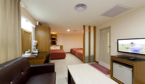 Standard Family Room