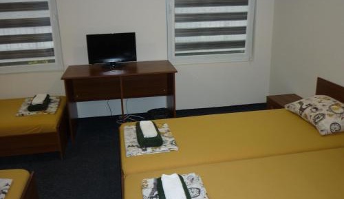 Quadruple Room with Private Bathroom